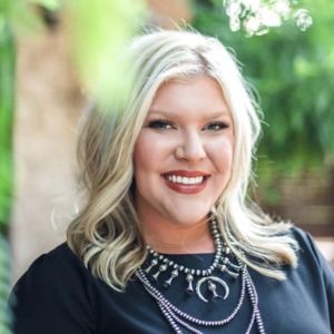 Meet your Posher, Kendra